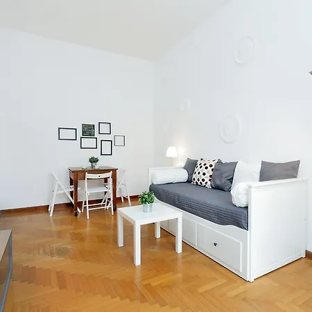 Cosimato Square Apartmán *